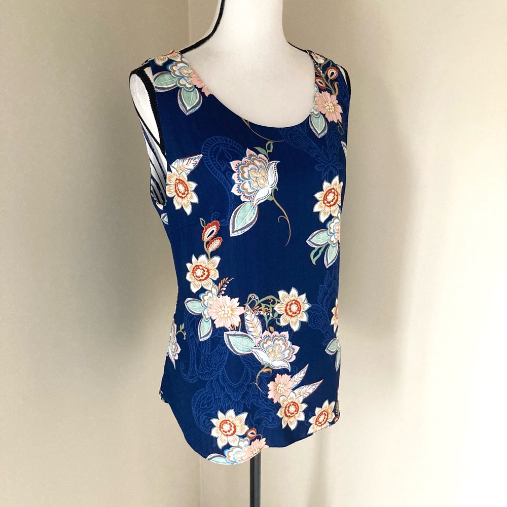 Chico's Reversible Sleeveless Tank – Navy Floral & Nautical Stripe Size L - Picture 6 of 13